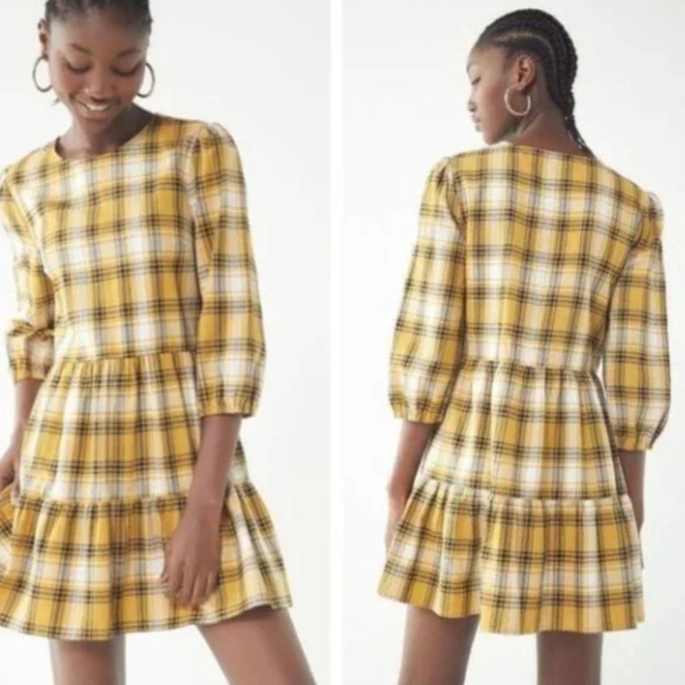 Urban Outfitters tiered plaid dress (126)🦋
